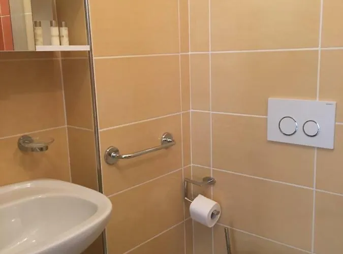 Alb's 3* 阿尔巴·阿德里亚蒂卡