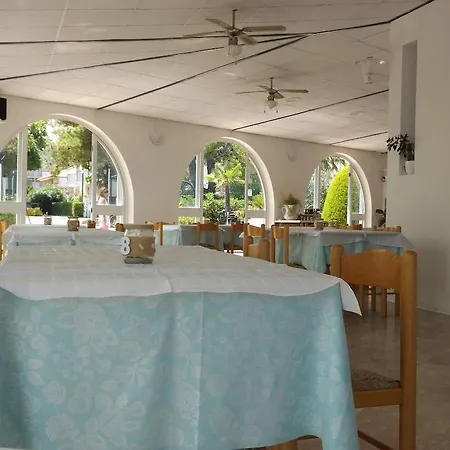 Alb's 3* Alba Adriatica