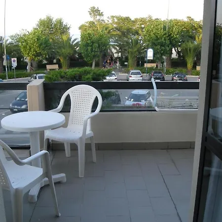 Alb's Hotel 3*