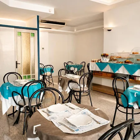 Hotel Alb's 3*